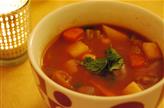 Soupe marocaine aux pois chiches et légumes